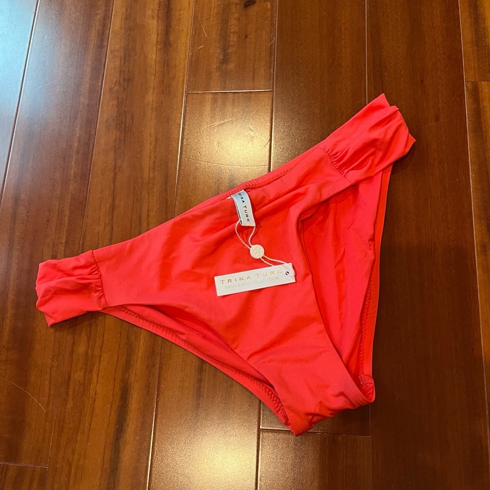 New NWT Trina Turk Swim & Spa Bikini Bottom Red Orange Ruche Side Swimwear Sz 10